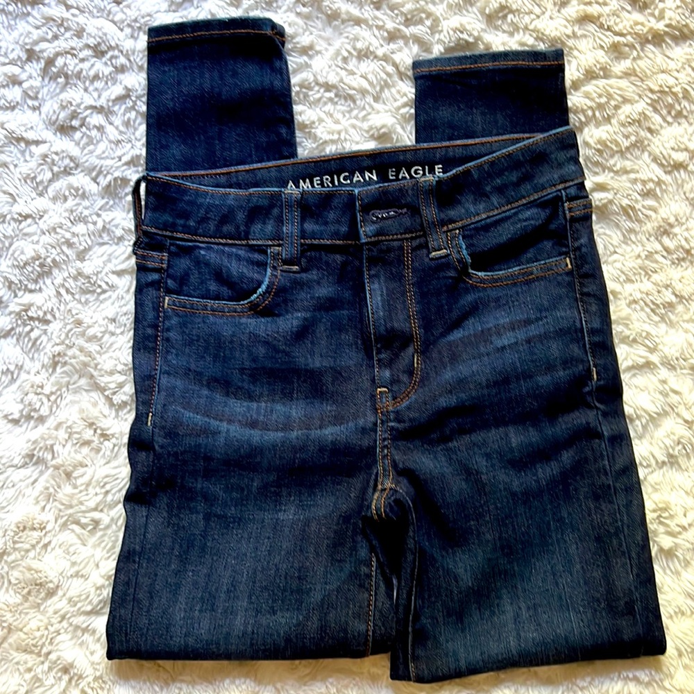 ✨AMERICAN EAGLE NEXT LEVEL STRETCH HI-RISE JEGGING✨